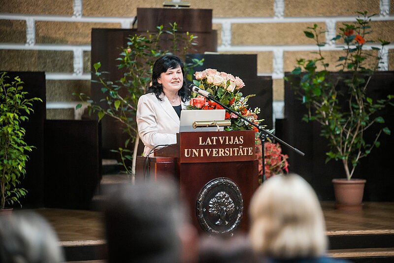 Banku augstskola svinīgi uzņemta Latvijas Universitātes saimē